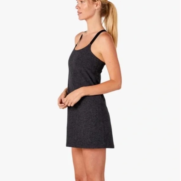 Beyond Yoga Spacedye Move It Dress Black Charcoal - Picture 7 of 7